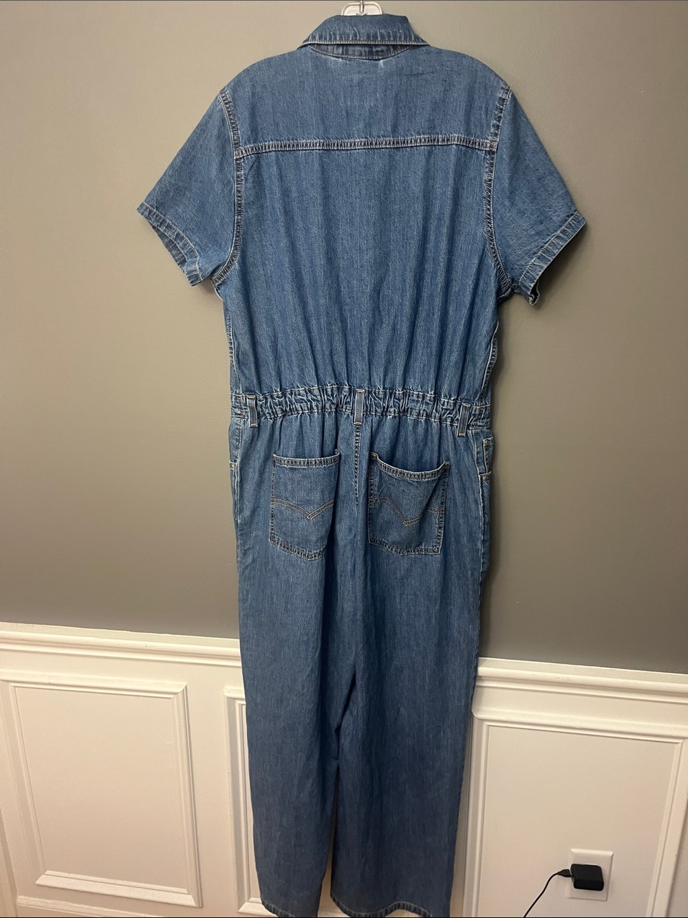 Levi’s Women’s Classic Blue Denim Short Sleeve Jumpsuit - Size XL - Picture 5 of 11